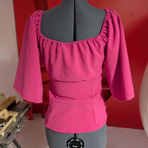 Retro Top In Fuschia - Picture 2 of 4